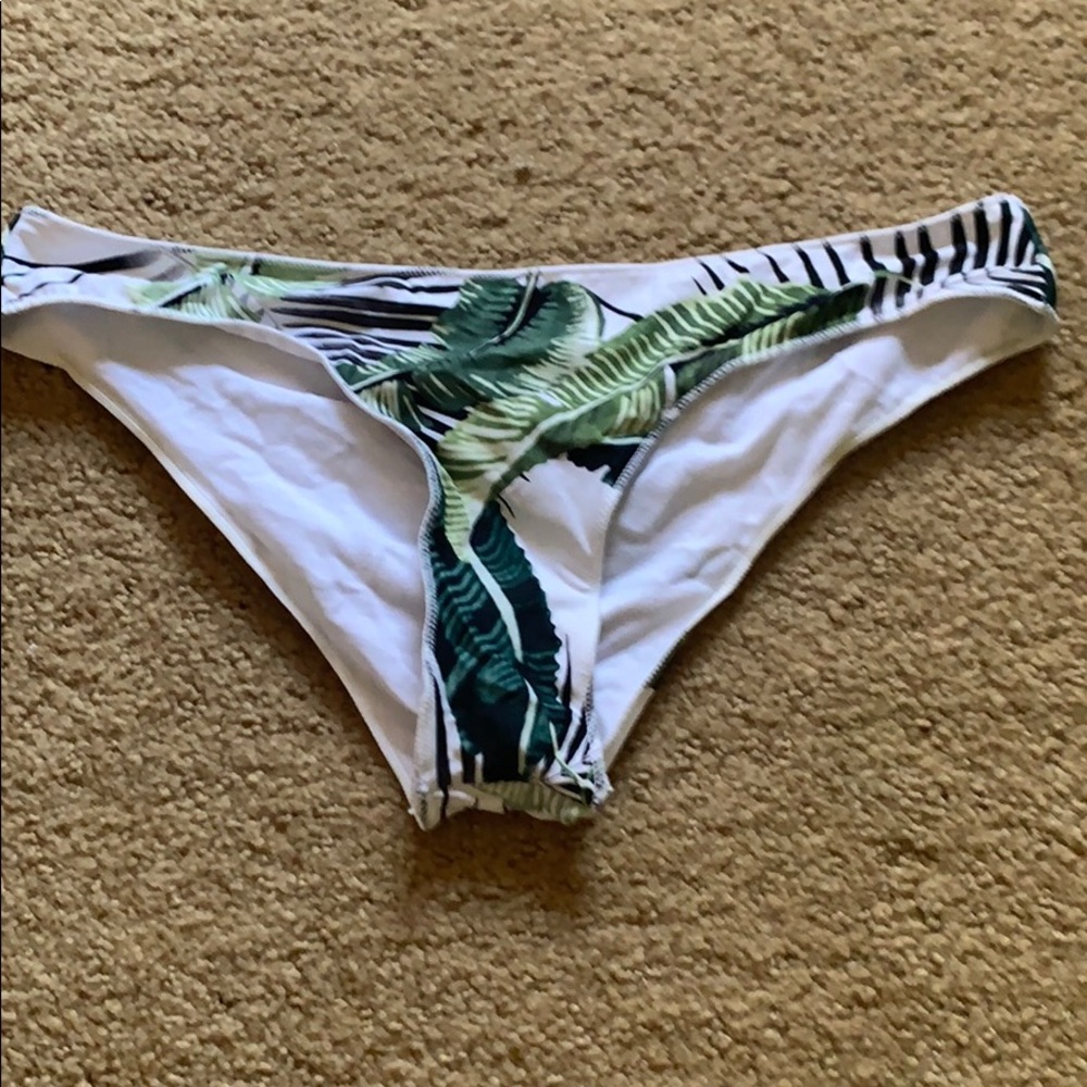 Rip curl cheeky bikini bottom